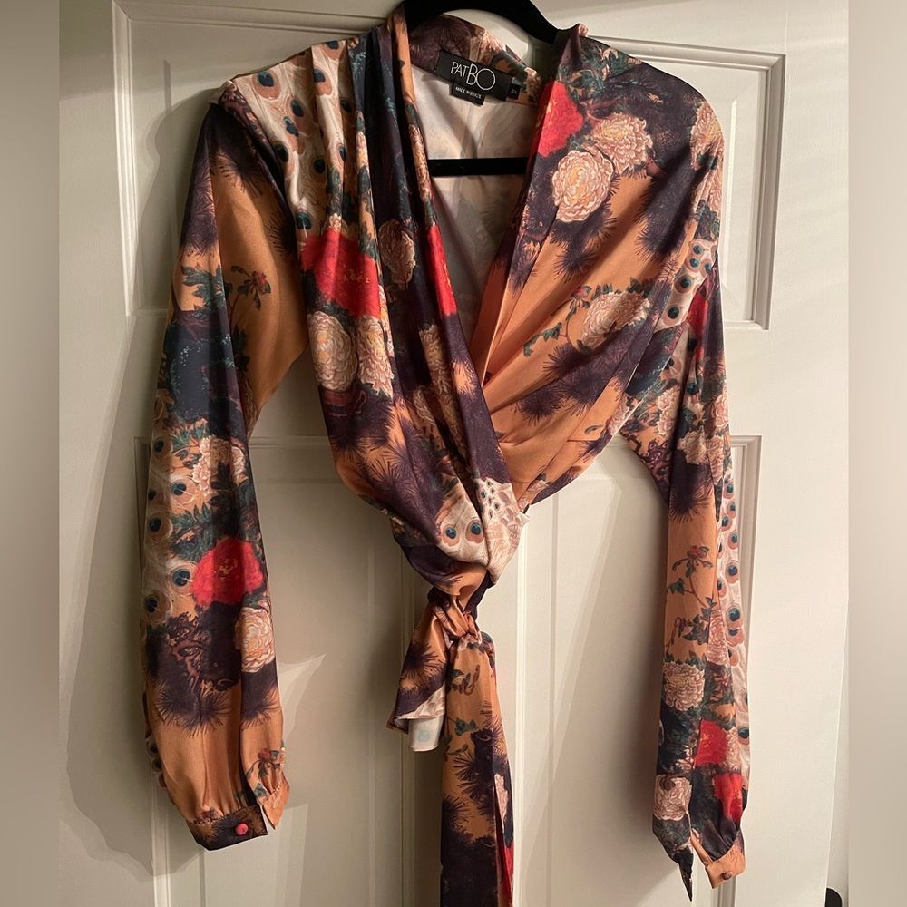 PatBO long sleeve blouse. XS